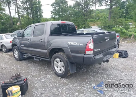2015 Toyota Tacoma Prerunner V6 z USA, uszkodzony, nr VIN 5TFJU4GN4FX080341